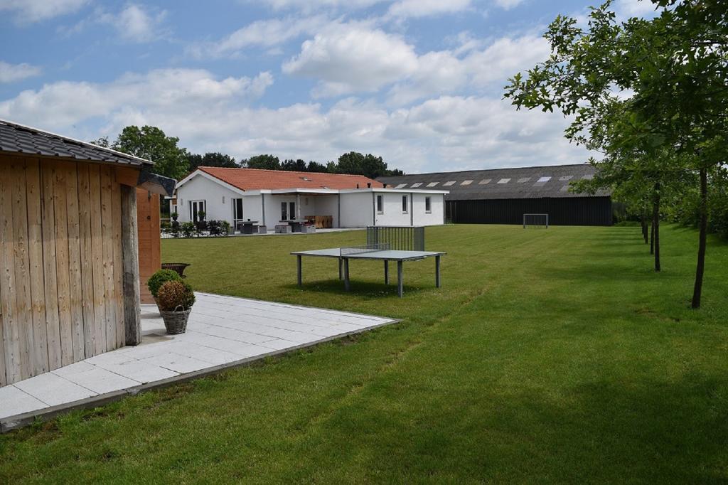Herkenhoek 5 Bedroom Apartment Heeswijk-Dinther ภายนอก รูปภาพ